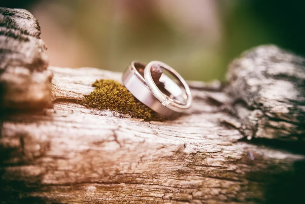 Témoignages de couples sur le choix des anneaux en carbure de tungstène