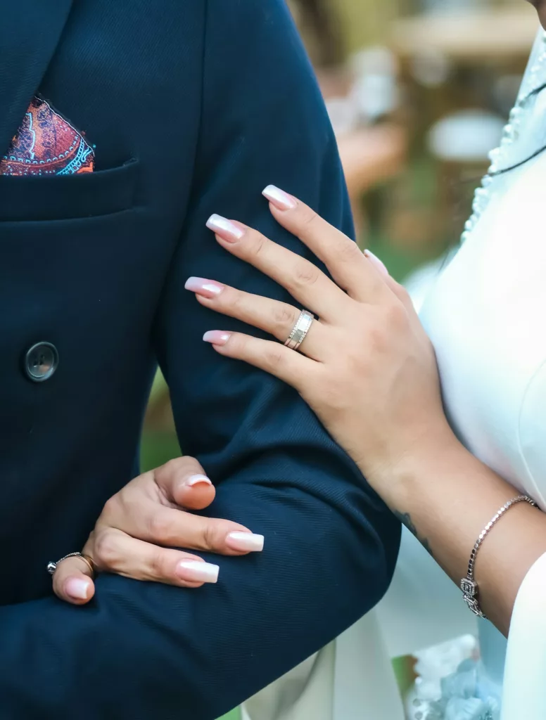 Témoignages de couples sur le choix des anneaux en carbure de tungstène